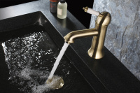 Смеситель Lemark Villa LM4806B для раковины монолитный