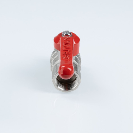 Шаровой кран Valtec Стандарт никелированный (ГОСТ) c флажковой рукояткой и внутренней–наружной резьбой 3/4"