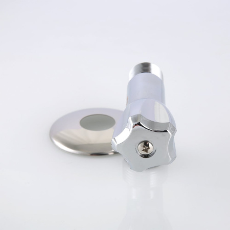 Вентиль угловой Valtec для подключения сантехнических приборов 1/2" х 1/2"