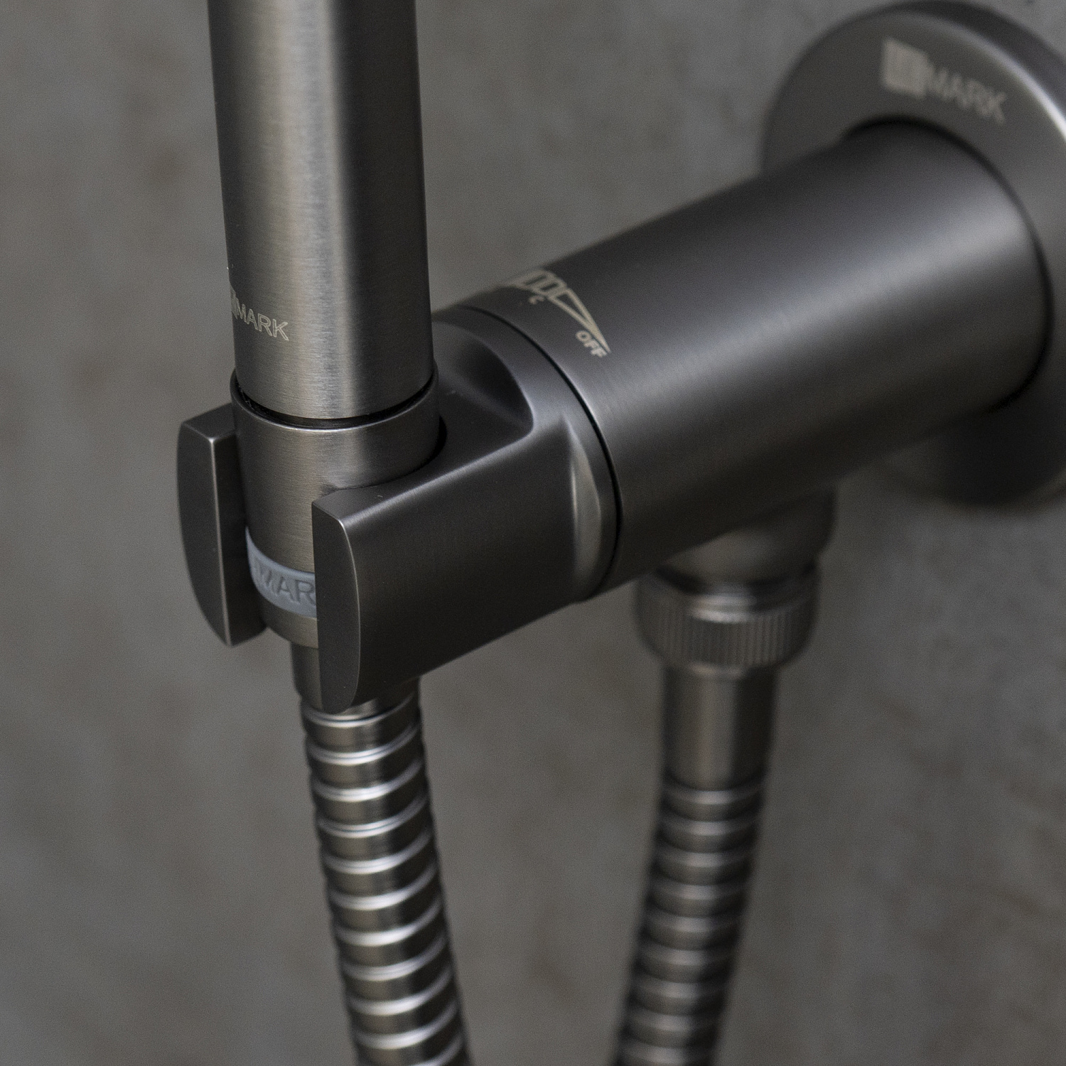 Смеситель Lemark Solo LM7171GM с гигиеническим душем встраиваемый