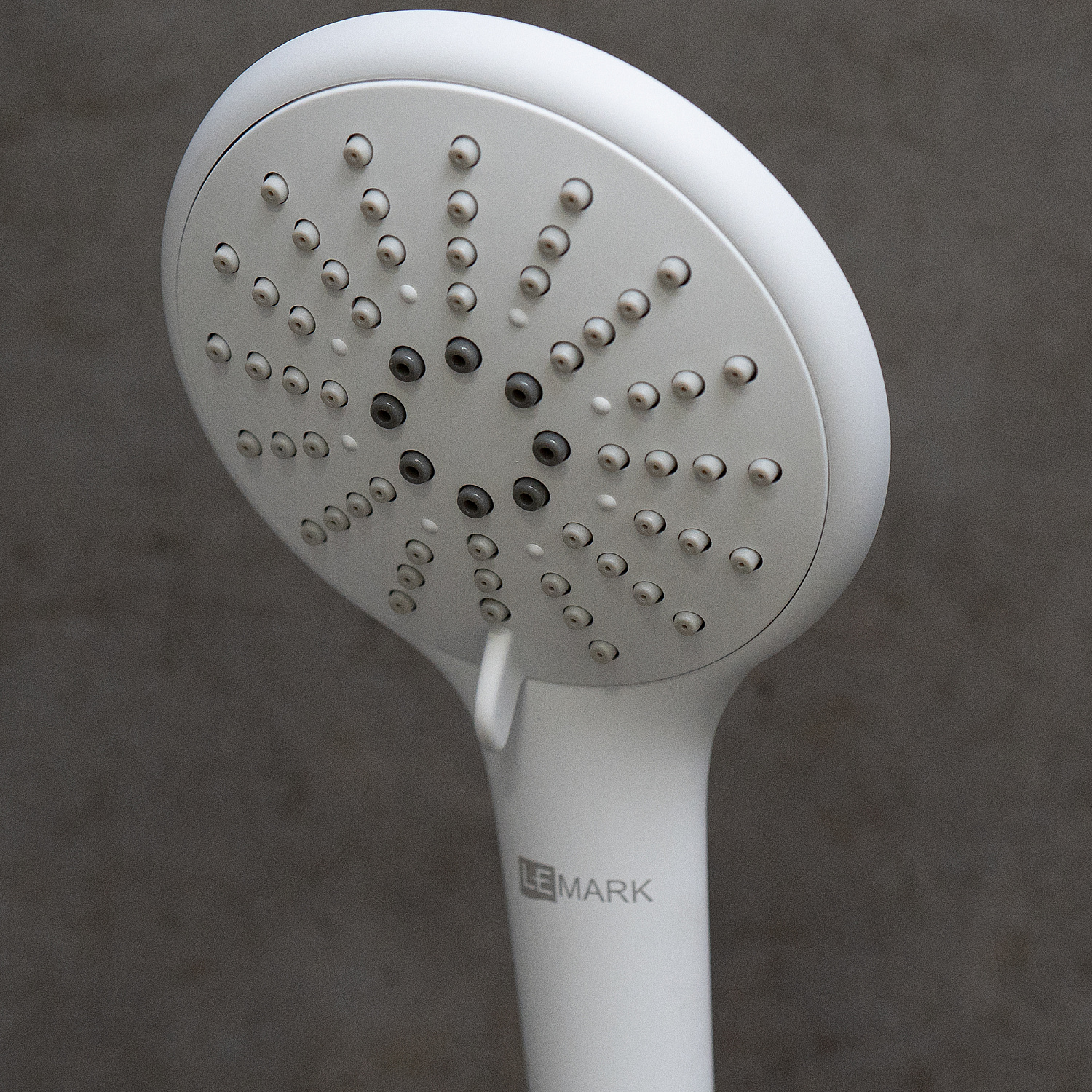 Смеситель Lemark Bronx LM3745MW на борт ванны