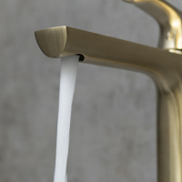 Смеситель Lemark Ursus LM7209BL для раковины