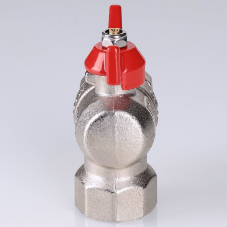 Кран шаровой Valtec угловой с накидной гайкой и внутренней резьбой короткий 1/2" х 1/2"