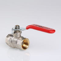 Кран шаровой Valtec Base с флажковой рукояткой и внутренней резьбой 1/2"