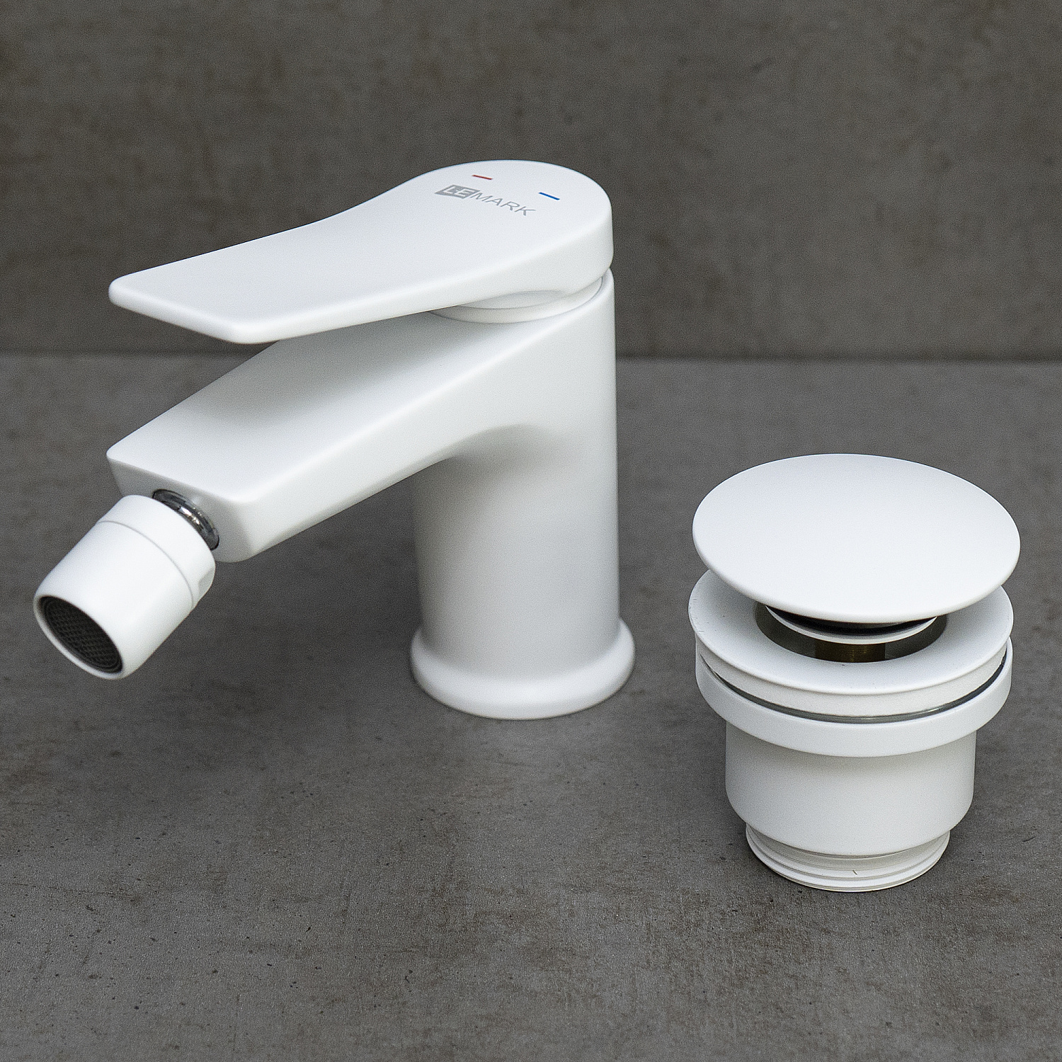 Смеситель Lemark Bronx LM3708MW для биде