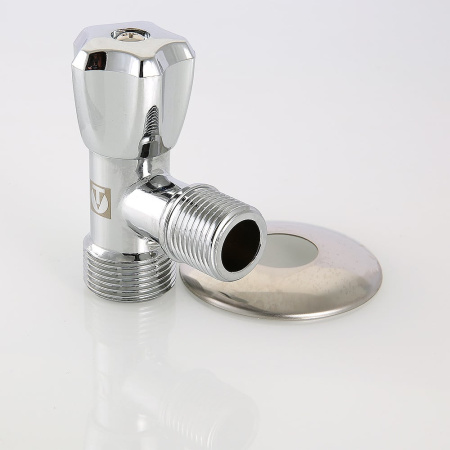 Вентиль угловой Valtec для подключения сантехнических приборов 1/2" х 3/4" 0405