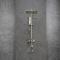 Смеситель Lemark Ursus LM7262BG для ванны и душа с регулируемой высотой штанги и верхней душевой лейкой Тропический дождь