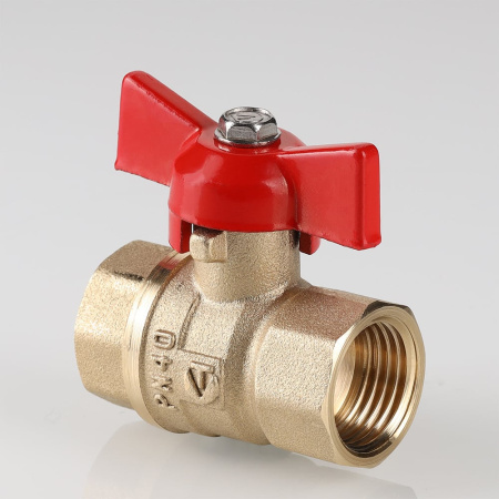 Кран шаровой Valtec Стандарт без покрытия с ручкой-бабочкой и внутренней резьбой 1/2"