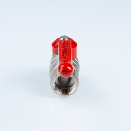 Шаровой кран Valtec Стандарт никелированный (ГОСТ) c флажковой рукояткой и внутренней резьбой 3/4"