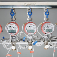 Узел этажный Valtec для поквартирного учета тепловой энергии 3/4" ввод справа 4 вых